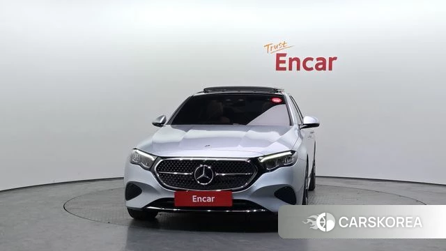 Mercedes-Benz E-Class W214 id 3896508 из Кореи 13