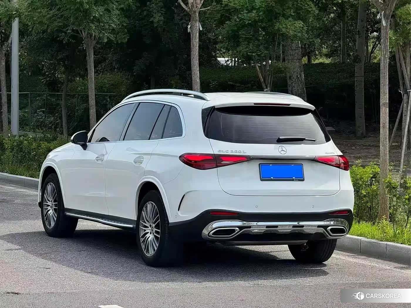 Mercedes-Benz GLC 2023 Белый из Китая, фото 3