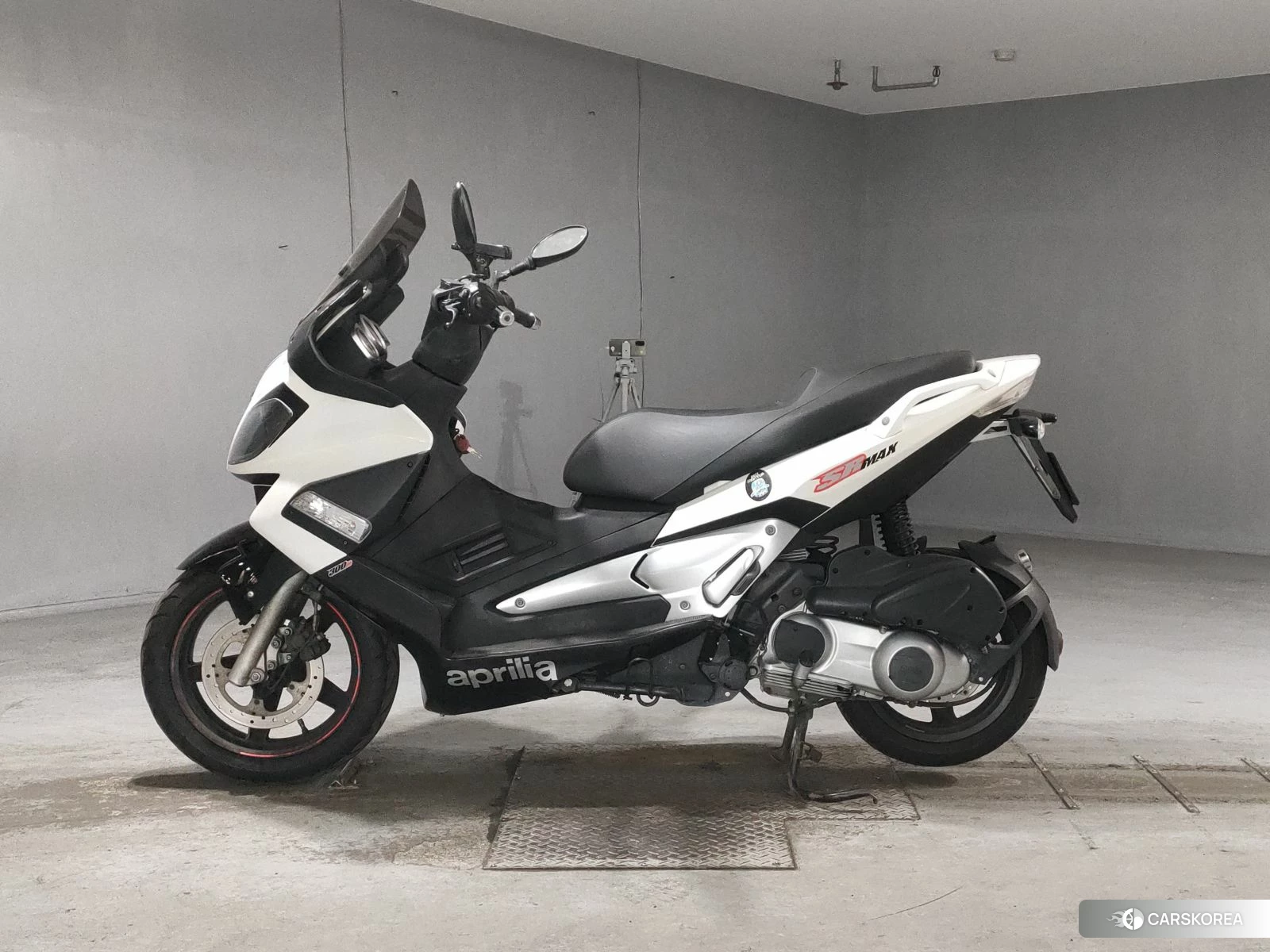 Aprilia SR MAX300 2014 из Японии, фото 3