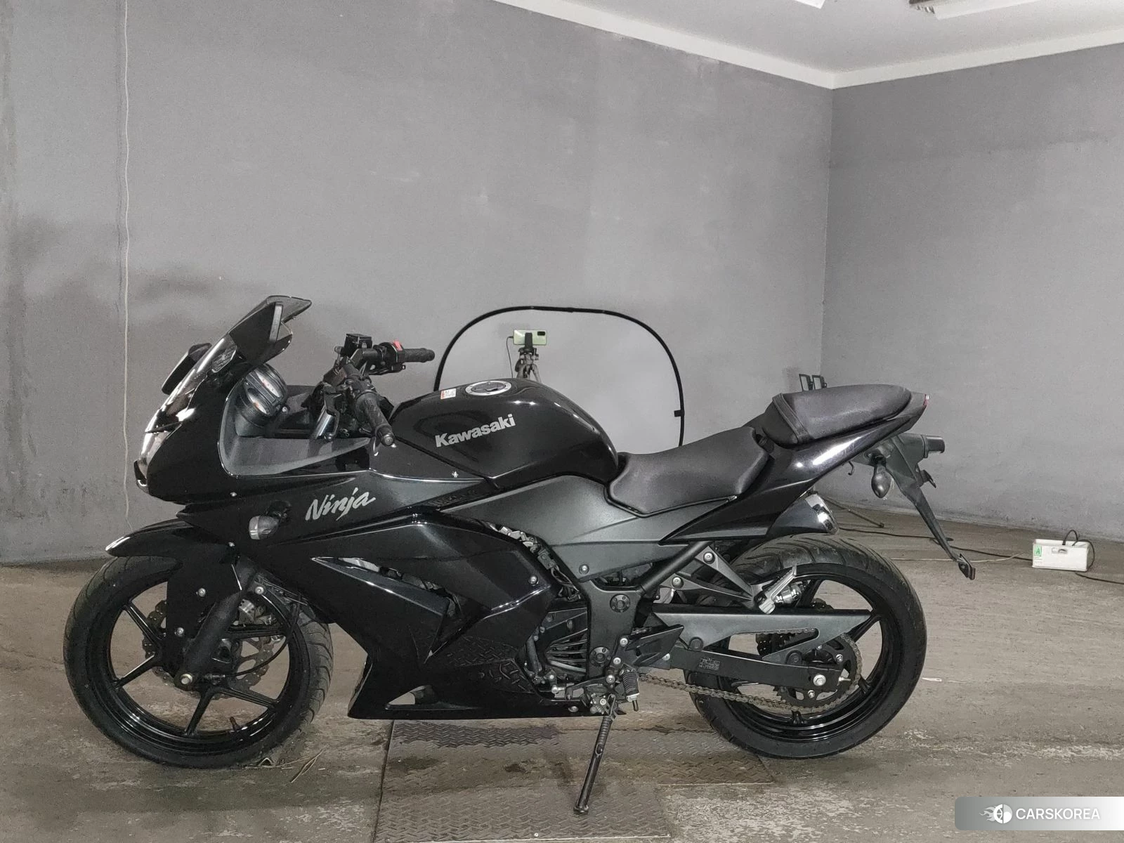 Kawasaki NINJA 250R 2012 из Японии, фото 2