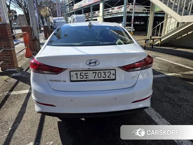 Hyundai Avante AD id 3449691 из Кореи 13