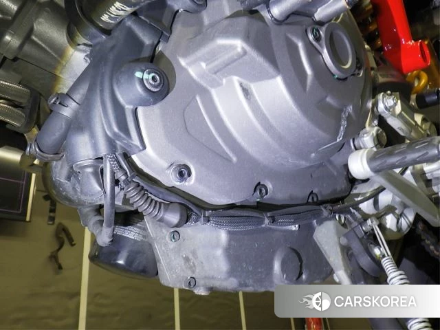 Engine photo