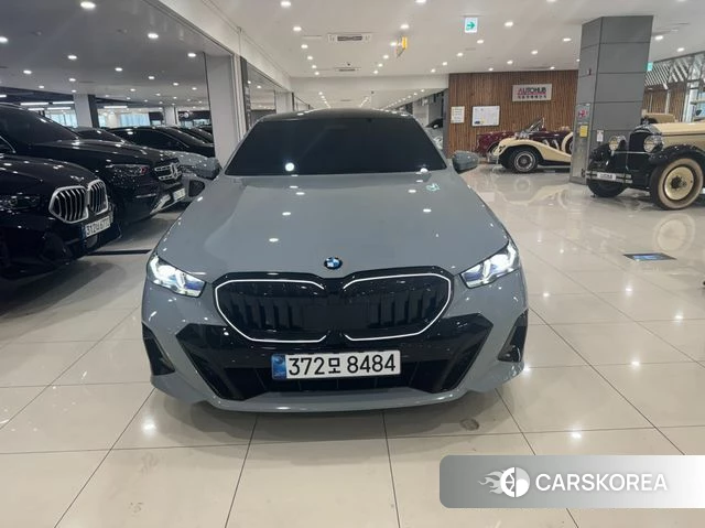 BMW 5 Series (G60) id 4200706 из Кореи 10