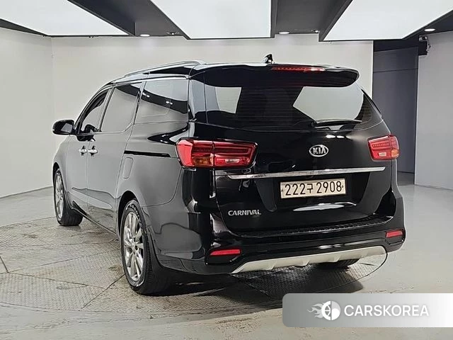 Kia The New Carnival id 4850159 из Кореи 11