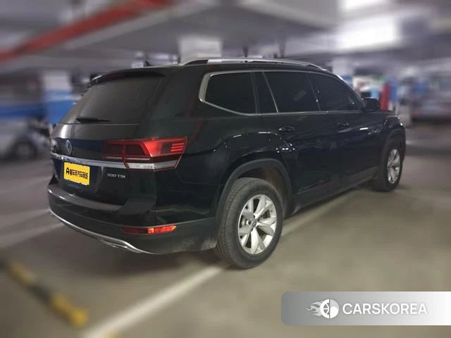 Volkswagen Tourang 2021 Черный из Китая, фото 3