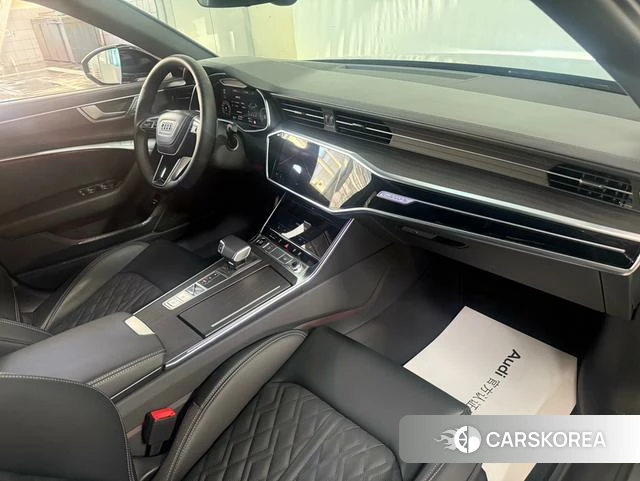 Audi A6L id 4299536 из Китая 8