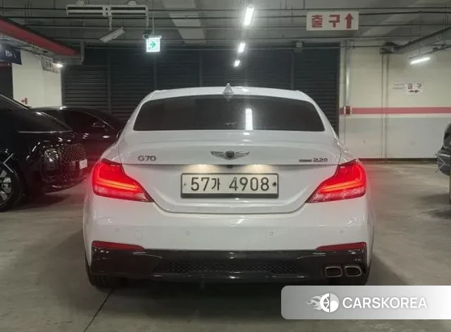 Genesis G70 id 3434538 из Кореи 9