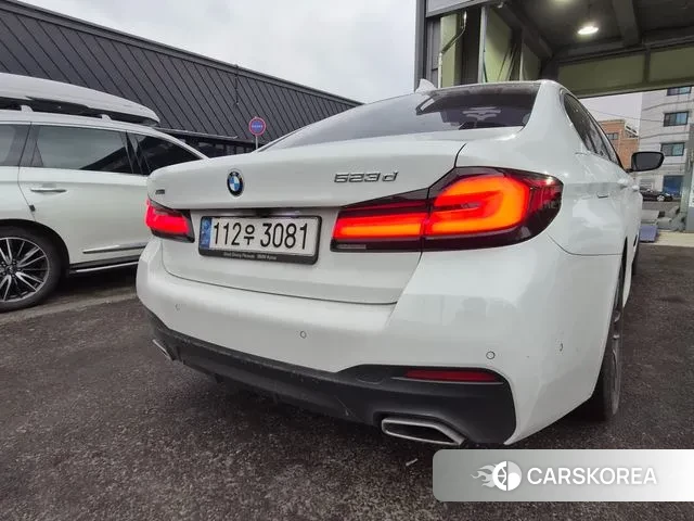 BMW 5 Series (G30) id 3488803 из Кореи 10