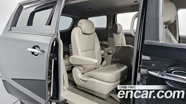 Kia The New Carnival id 2758066 из Кореи 13