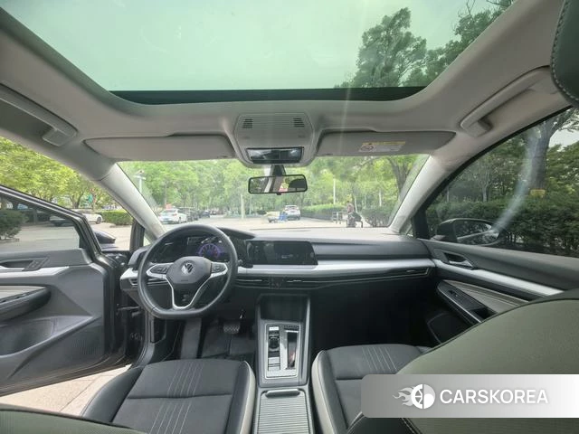 Volkswagen Golf 2023 Черный из Китая, фото 3