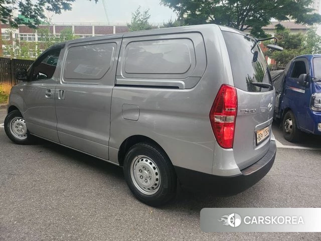 Hyundai The New Grand Starex id 4345605 из Кореи 12