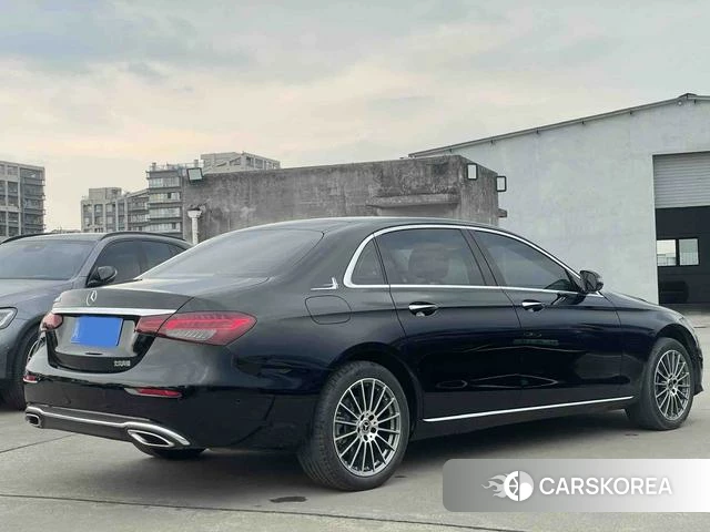 Mercedes-Benz E-class 2023 Черный из Китая, фото 5
