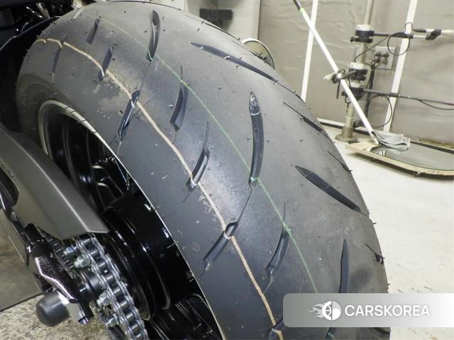 Kawasaki Z900RS id 3949159 из Японии 23