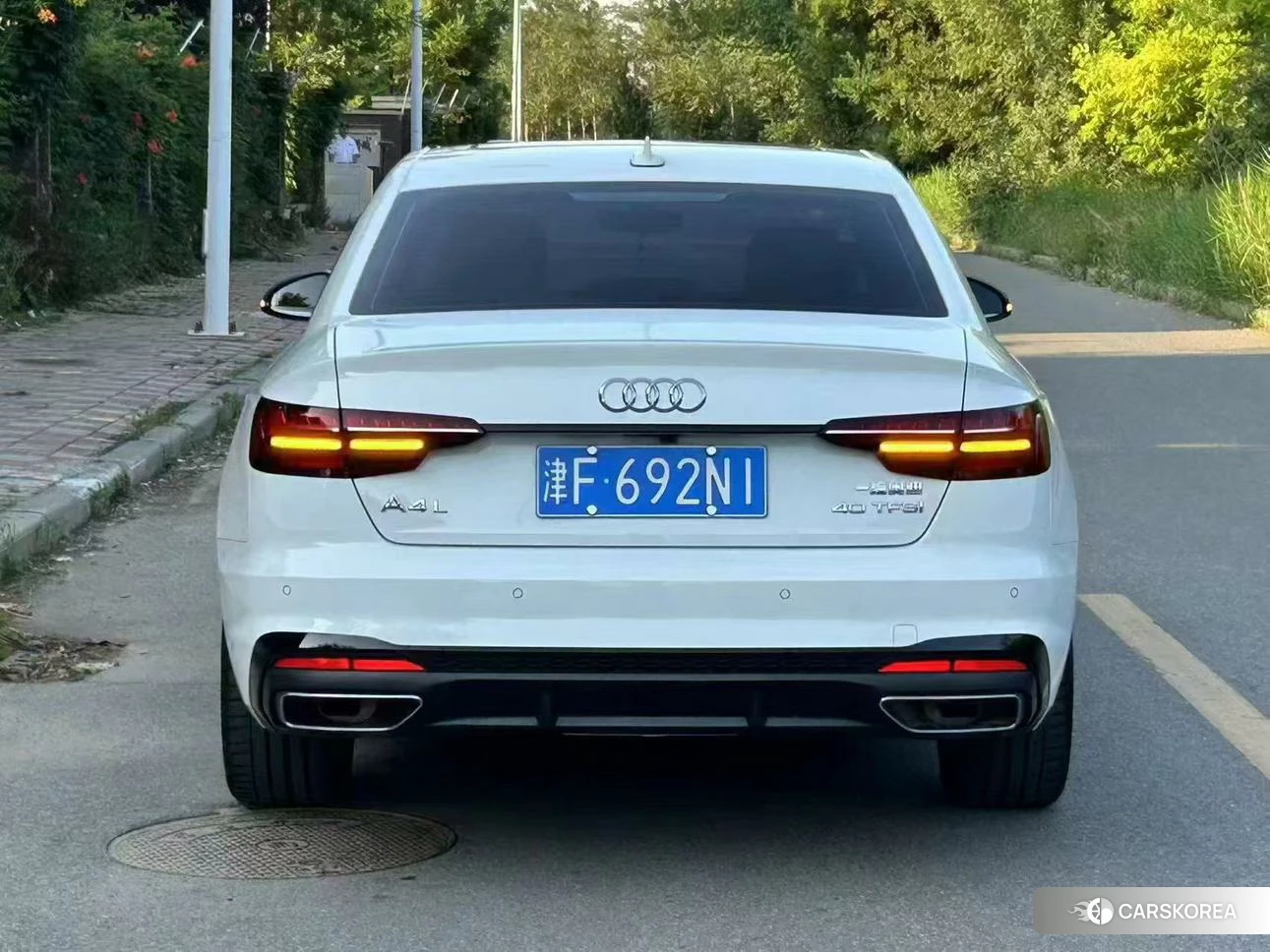 Audi A4L 2023 Белый из Китая, фото 3