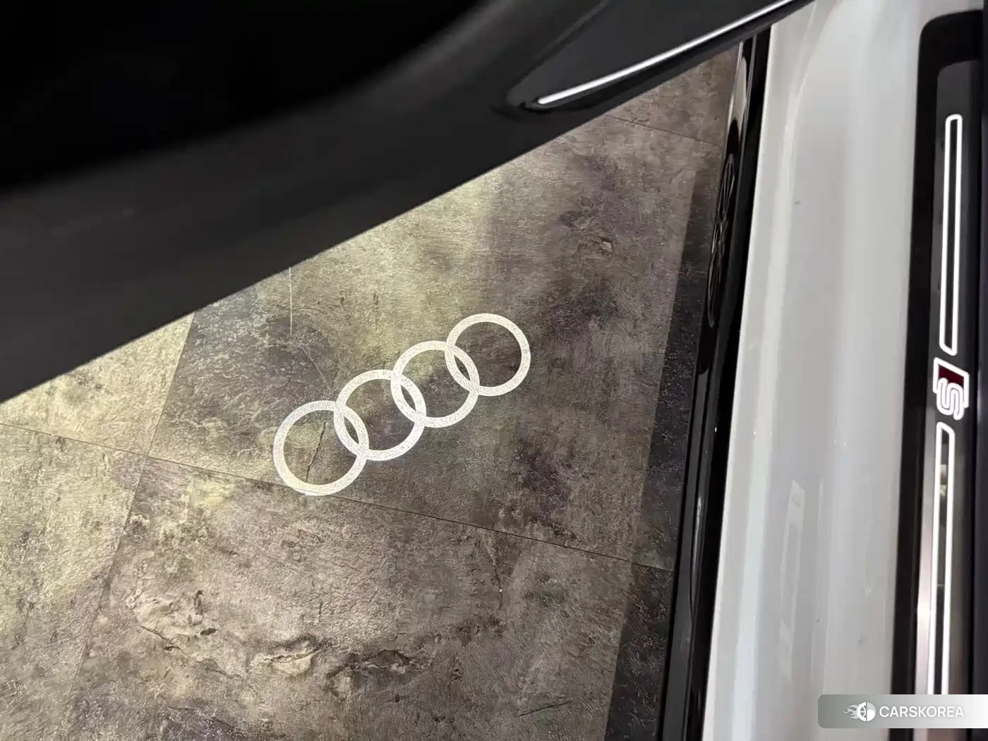 Audi A4L id 4565259 из Китая 11