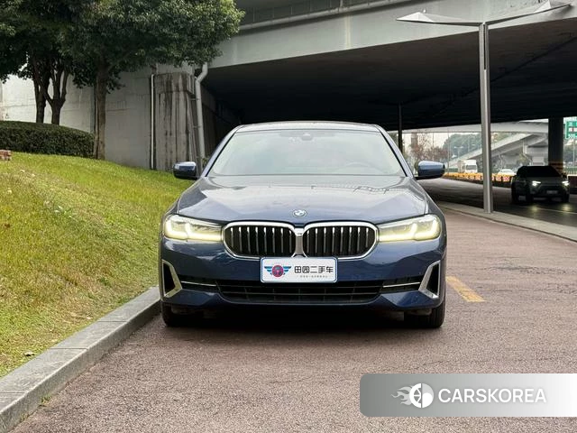 BMW 5 series 2022 Синий из Китая, фото 3