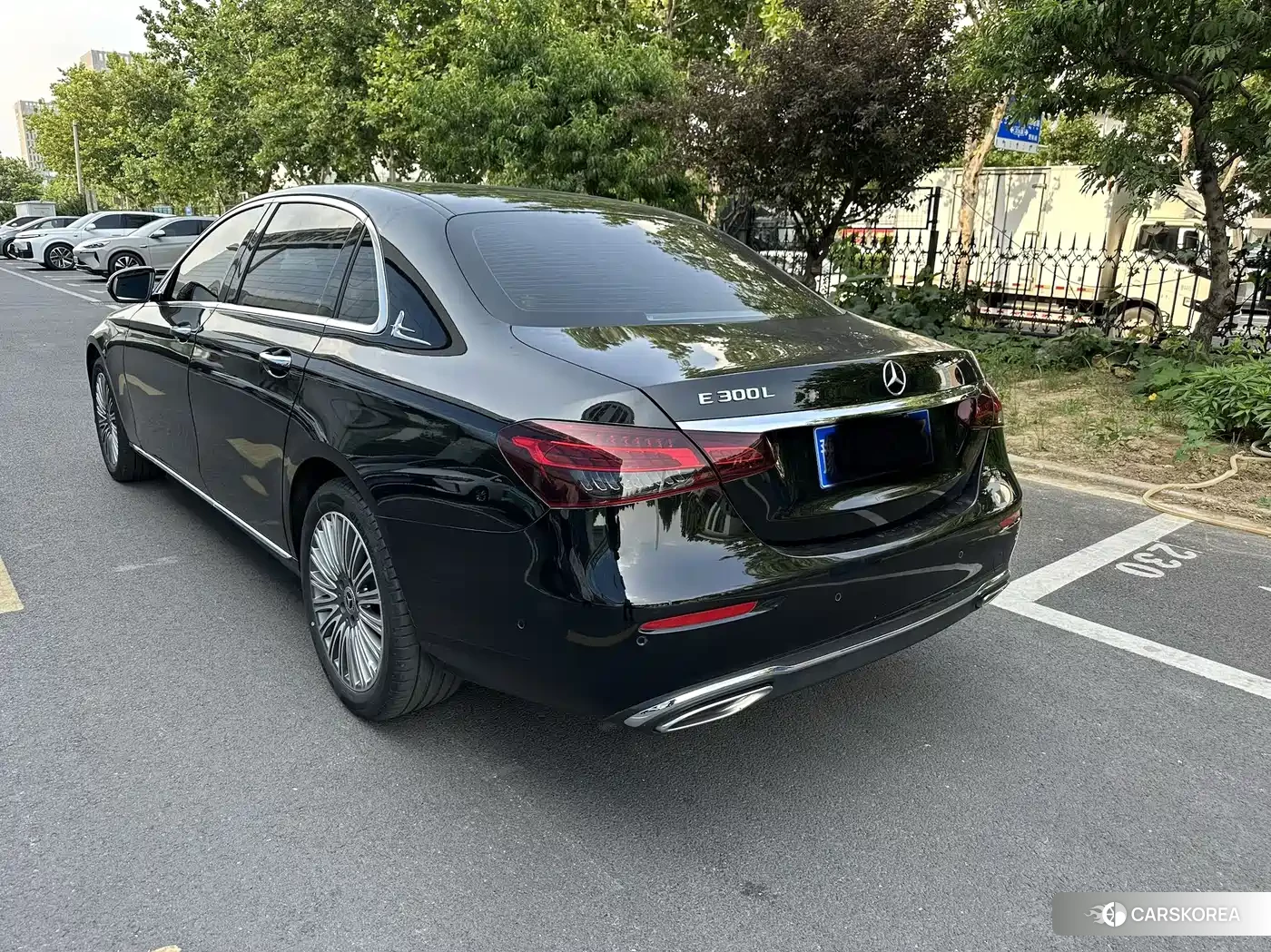 Mercedes-Benz E-Class 2023 Черный из Китая, фото 3