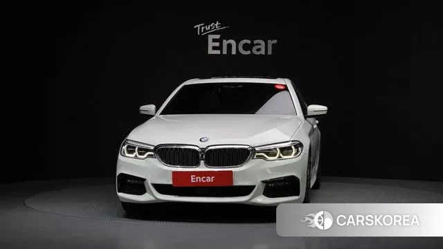 BMW 5 Series (G30) id 3698518 из Кореи 13