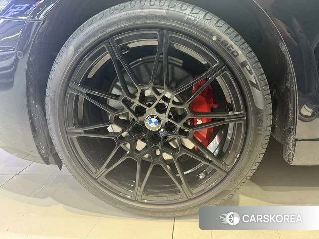 BMW 5 series 2023 Черный из Китая, фото 3