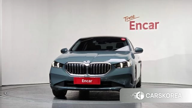 BMW 5 Series (G60) id 3825746 из Кореи 13