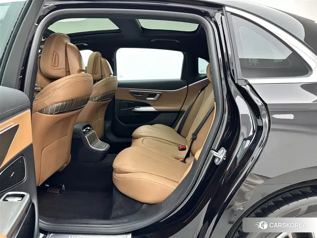 Mercedes-Benz E-Class id 4565248 из Китая 23