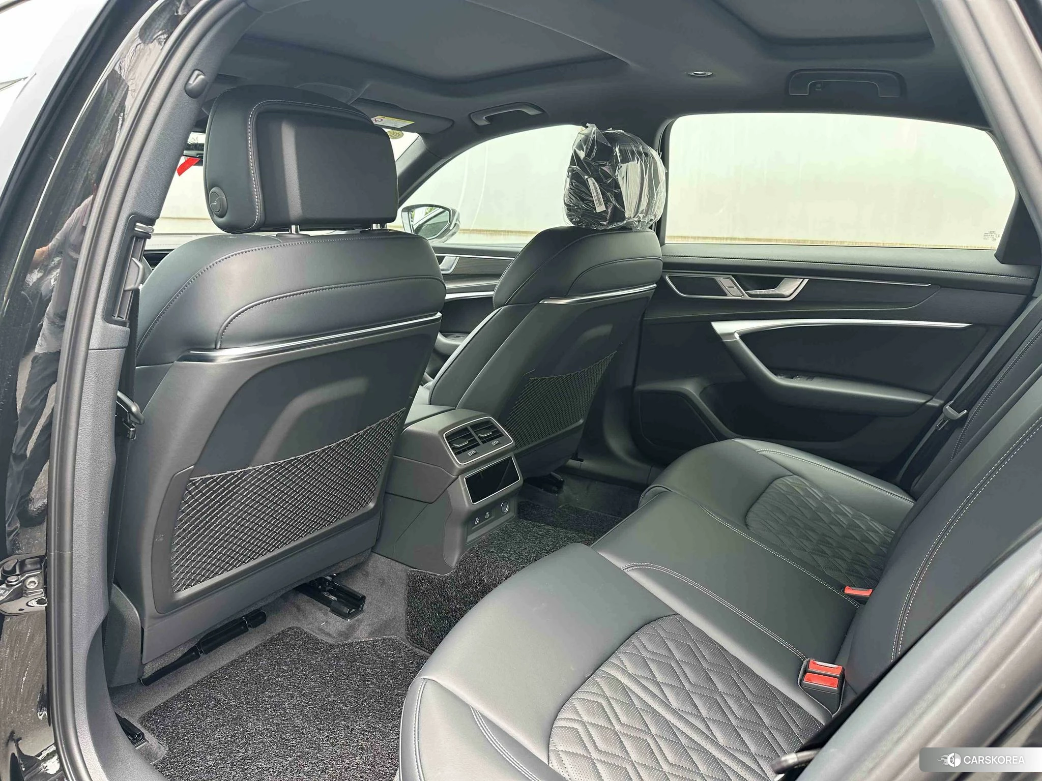Audi A6L 2025 Черный из Китая, фото 3