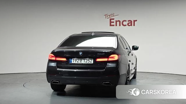 BMW 5 Series (G30) id 3963964 из Кореи 13