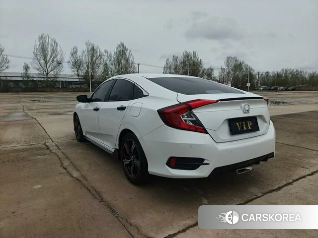 Honda Civic 2021 Белый из Китая, фото 3
