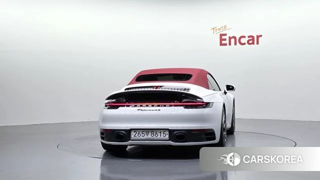 Porsche 911(992) id 4677363 из Кореи 23