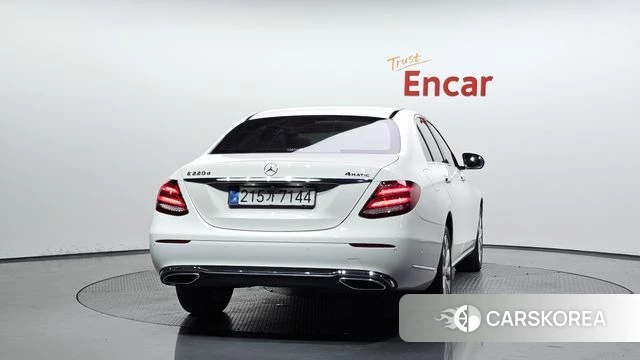 Mercedes-Benz E-Class W213 id 4595552 из Кореи 23