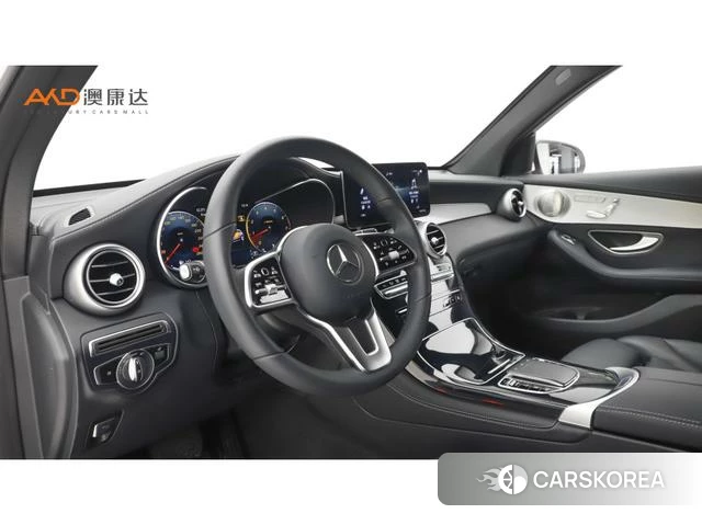 Mercedes-Benz GLC 2021 Белый из Китая, фото 3