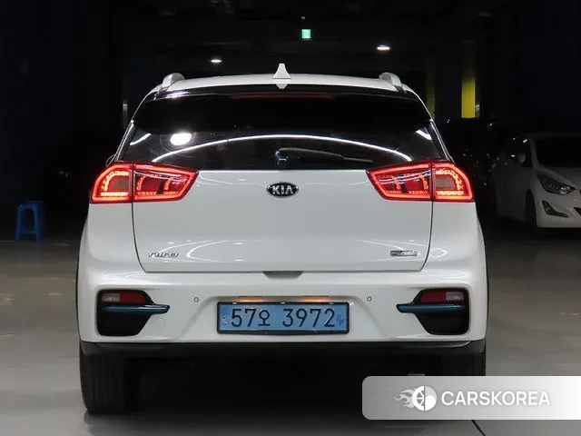 Kia Niro EV id 3380512 из Кореи 13