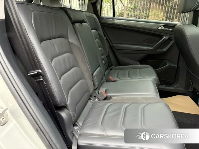 Volkswagen Tiguan L id 4215588 из Китая 11