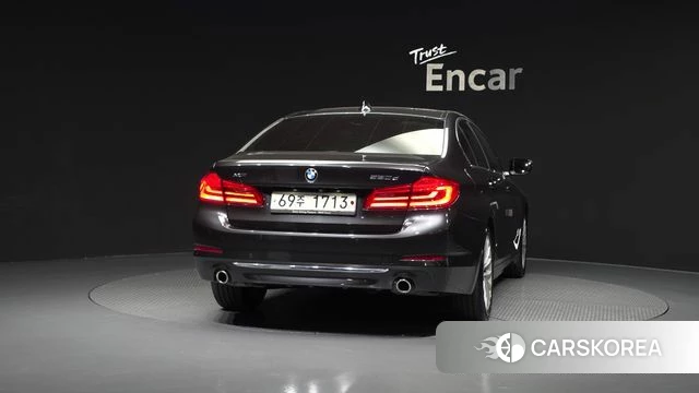 BMW 5 Series (G30) id 4856088 из Кореи 23
