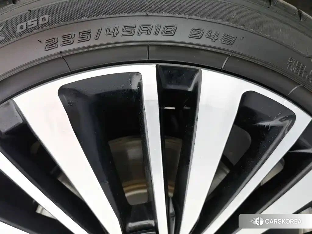 Volkswagen Passat id 4577840 из Китая 17