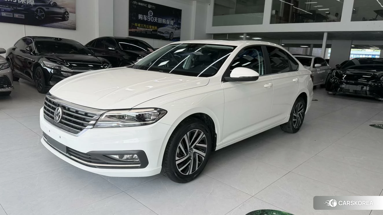 Volkswagen Lavida 2021 Белый из Китая, фото 5
