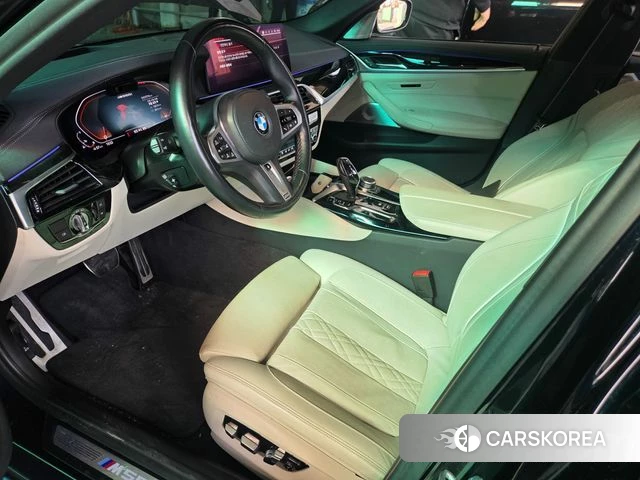 BMW 5 Series (G30) 2022 Черный из Кореи, фото 3