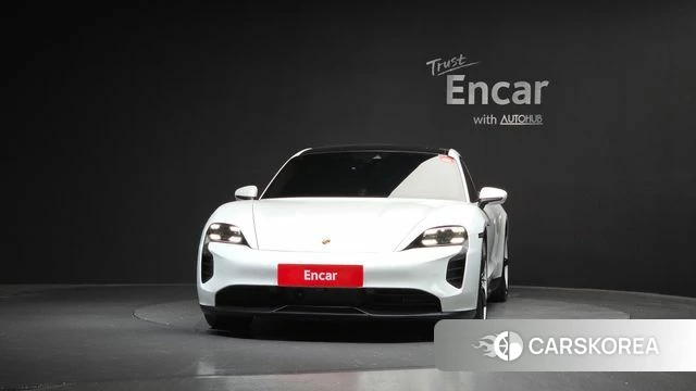 Porsche Taycan id 4474752 из Кореи 23
