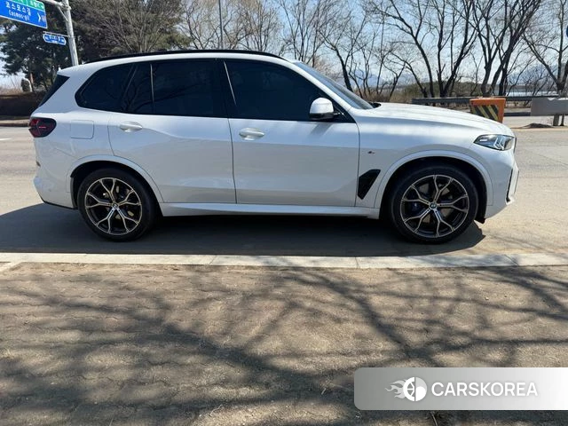 BMW X5 (G05) 2025 Белый из Кореи, фото 3