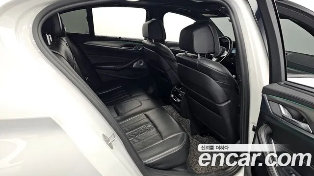 BMW 5 Series (G30) id 2633785 из Кореи 13