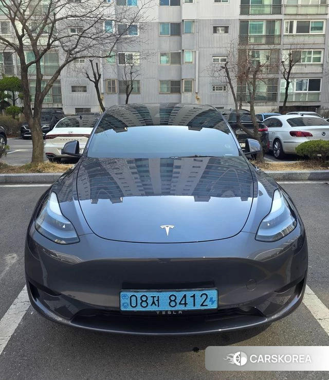 Tesla Model Y 2023 Серый из Кореи, фото 5