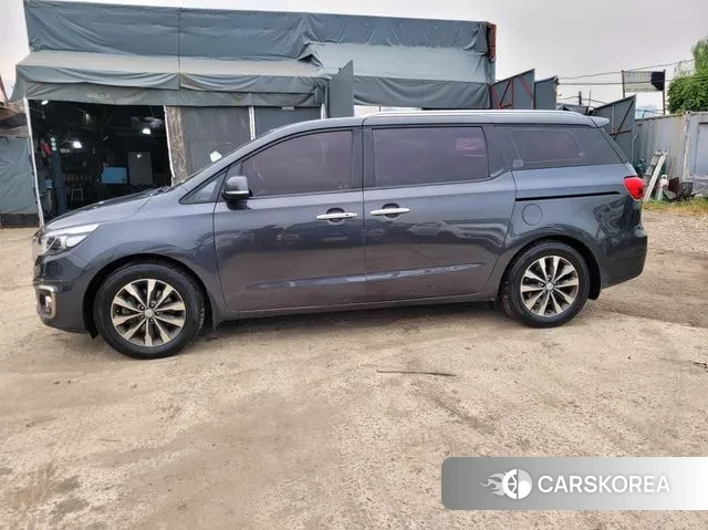 Kia All New Carnival id 3221037 из Кореи 13