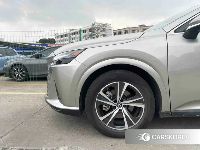 Lexus RX id 4342206 из Китая 9
