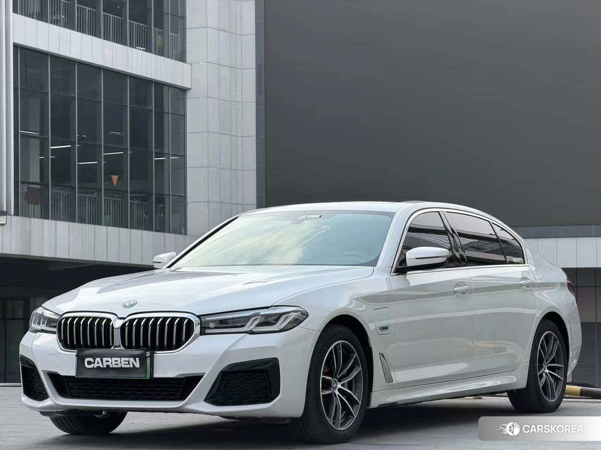 BMW 5 series PHEV 2021 Белый из Китая, фото 3