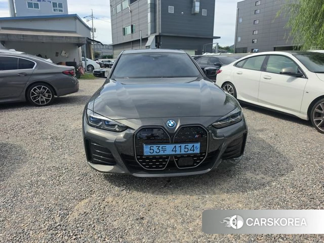 BMW i4 2023 Цвет тростника из Кореи, фото 6