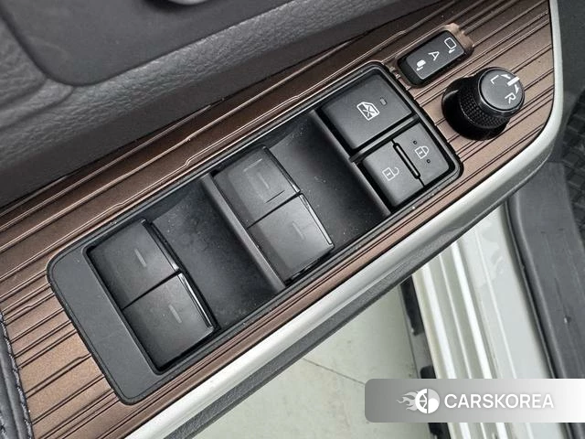 Toyota Saina id 4236631 из Китая 21