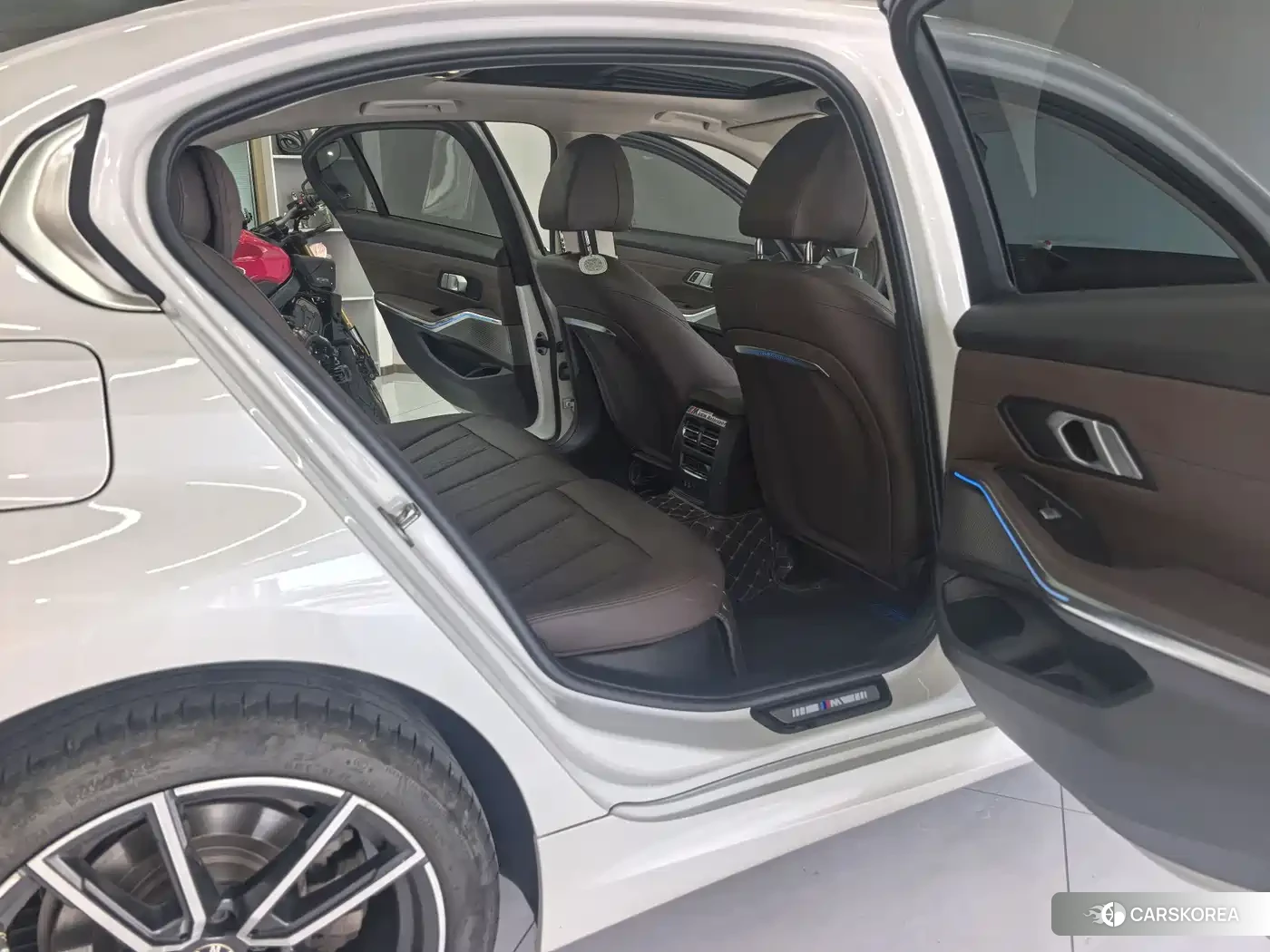 BMW 3 series id 4664469 из Китая 11