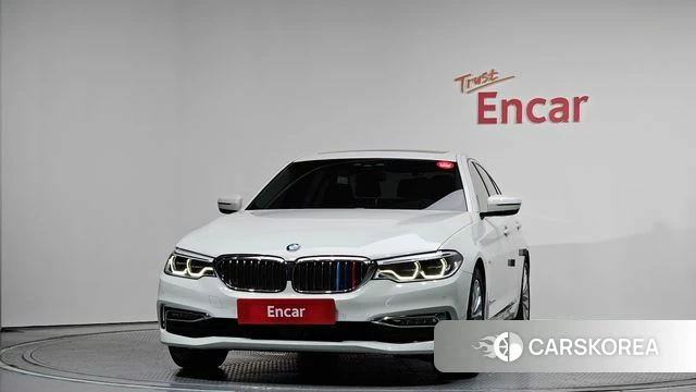 BMW 5 Series (G30) id 4378119 из Кореи 23