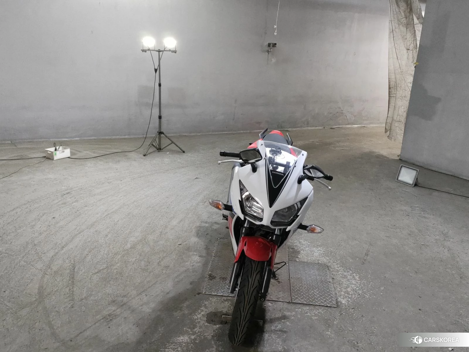 Проданный Honda CBR250R 2017 из Японии, фото 4