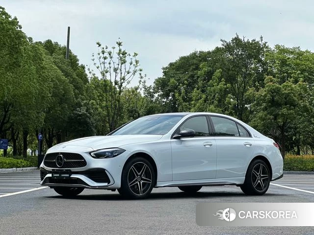 Mercedes-Benz Class C 2024 Белый из Китая, фото 4